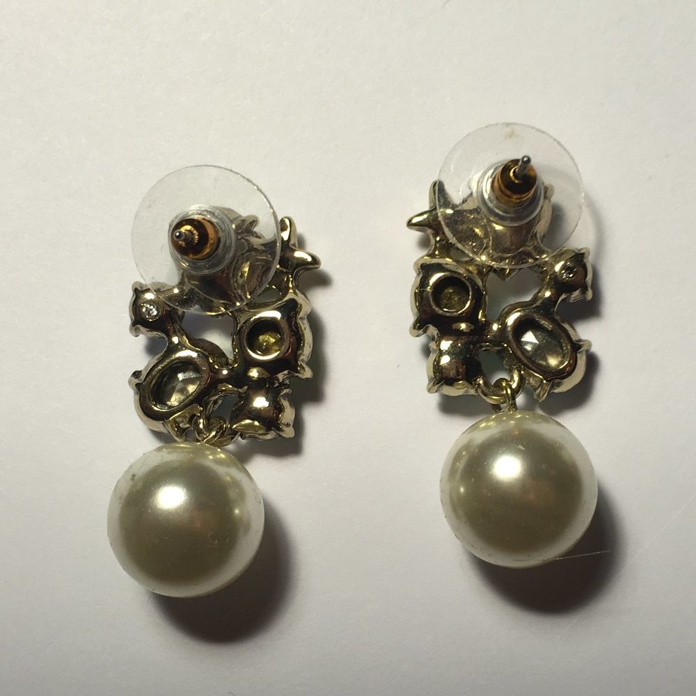 Pearl & Crystal Earrings - Picture 3 of 4